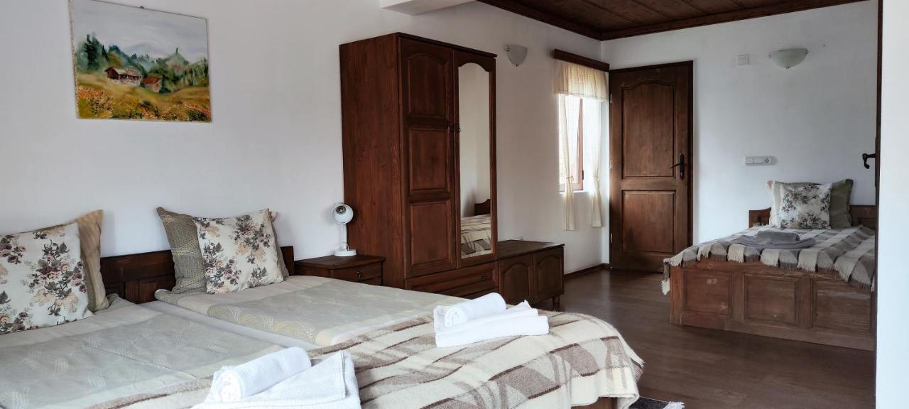 Chardaka Guest House Kalofer Extérieur photo