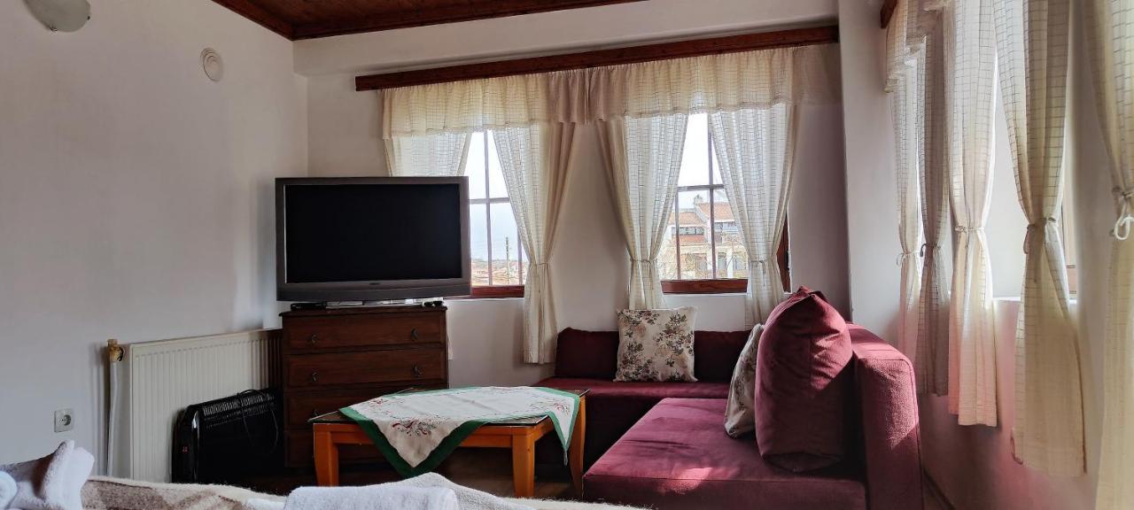 Chardaka Guest House Kalofer Extérieur photo