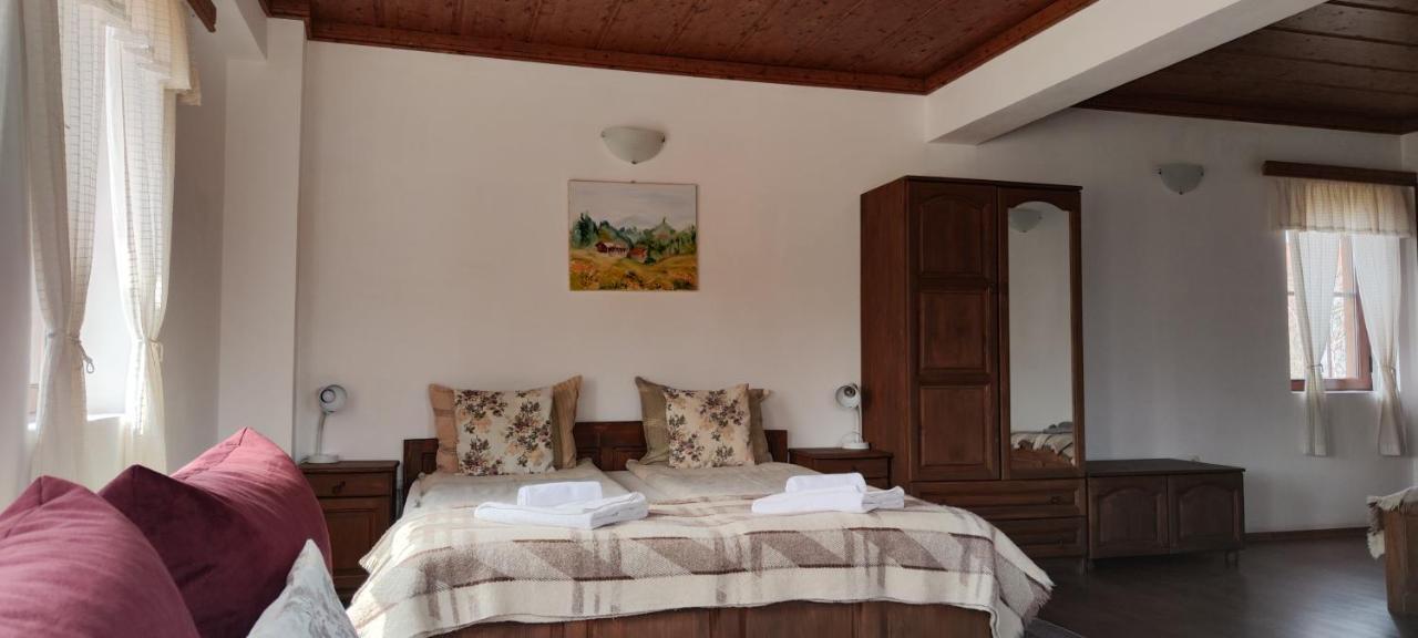 Chardaka Guest House Kalofer Extérieur photo