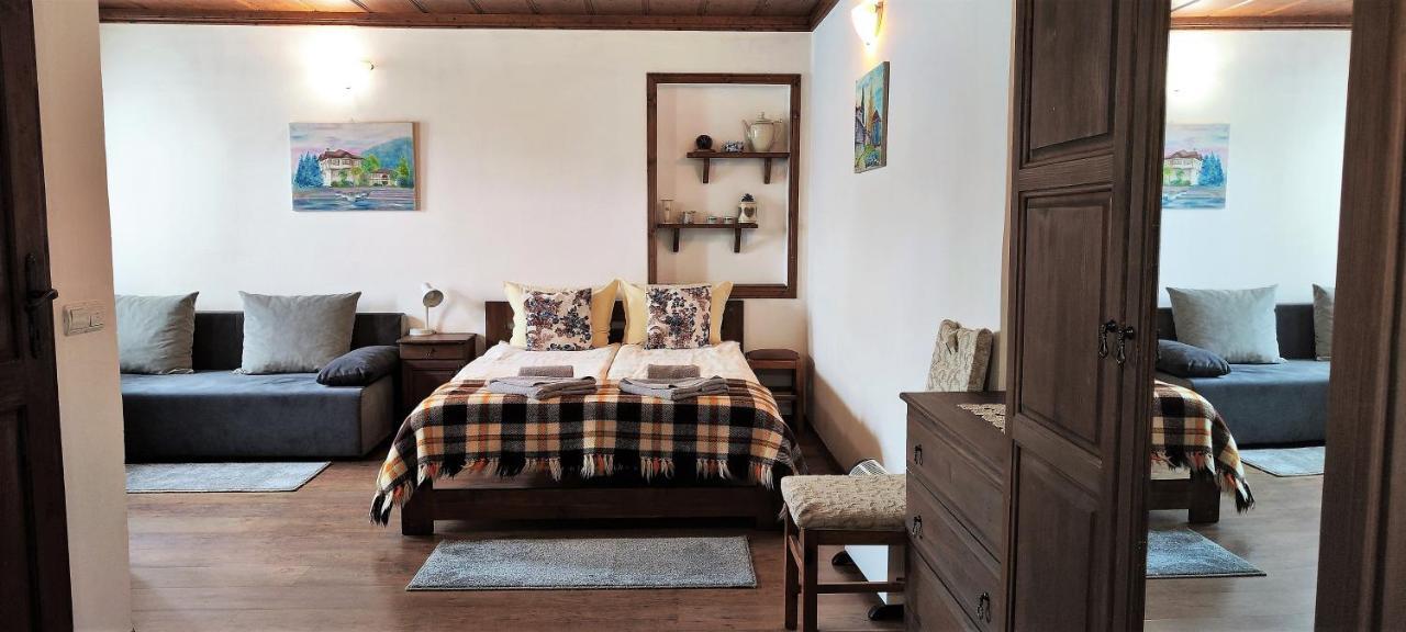 Chardaka Guest House Kalofer Extérieur photo