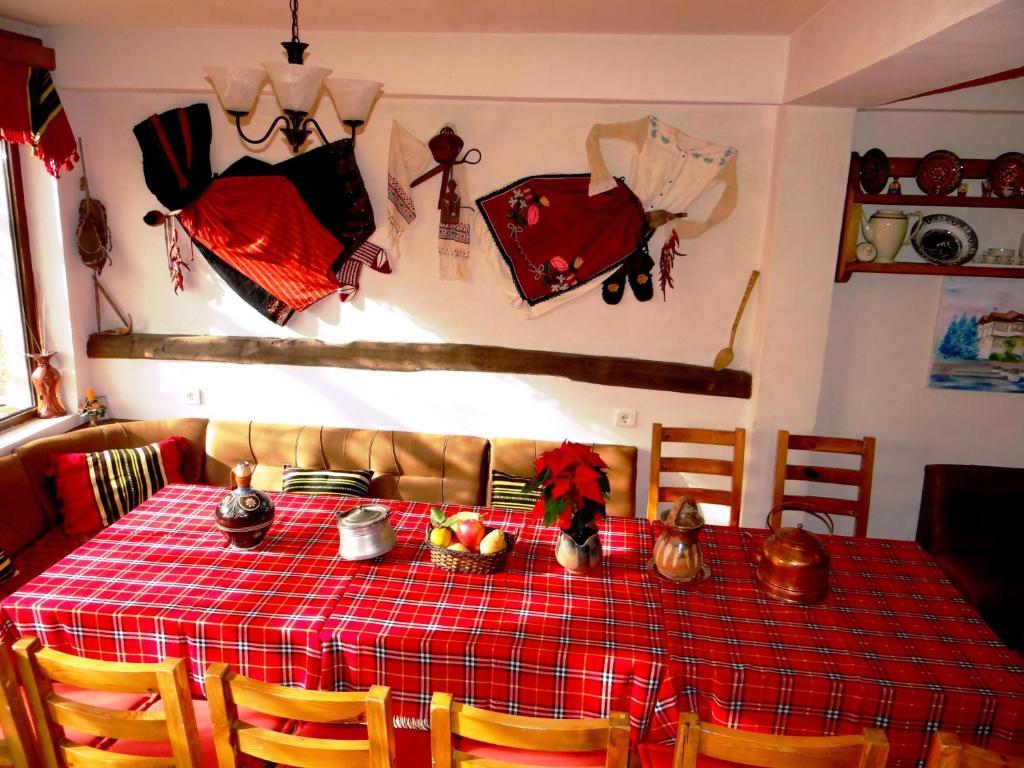 Chardaka Guest House Kalofer Chambre photo